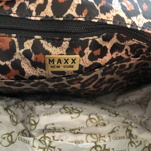 Max of NY purse - Picture 5 of 7